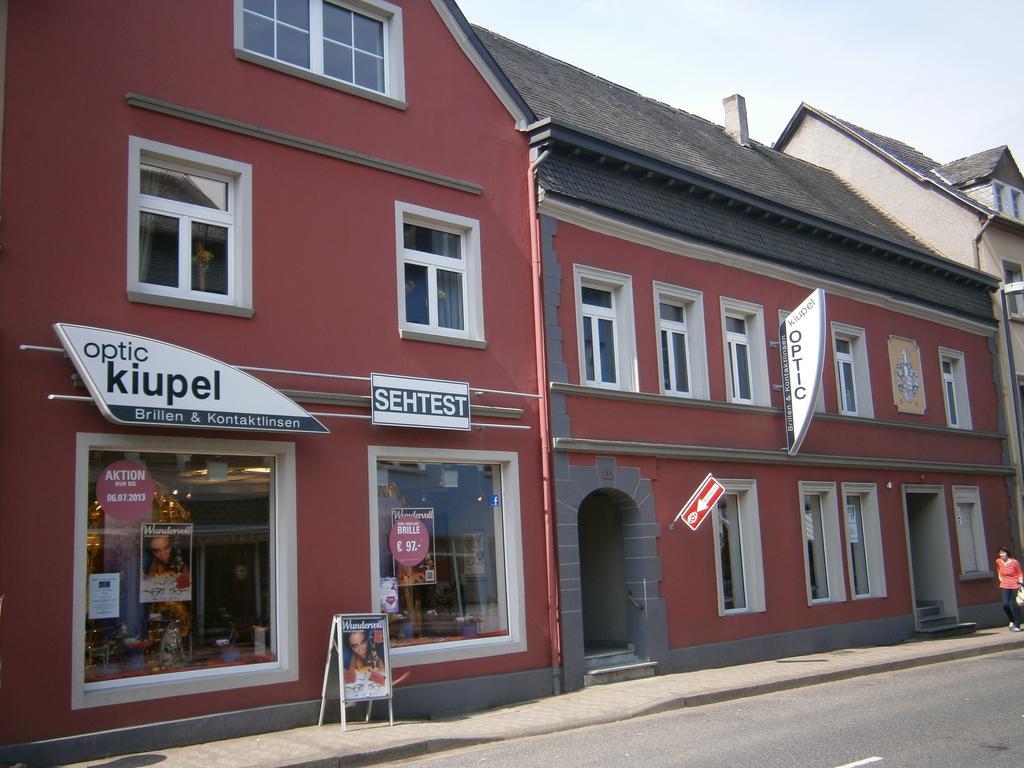 Ferienwohnung am Nürburgring 2.OG Adenau Exterior foto